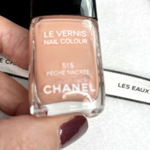 Brand New Bundle Giorgio Armani pouch & Chanel Le Vernis - Picture 4 of 14